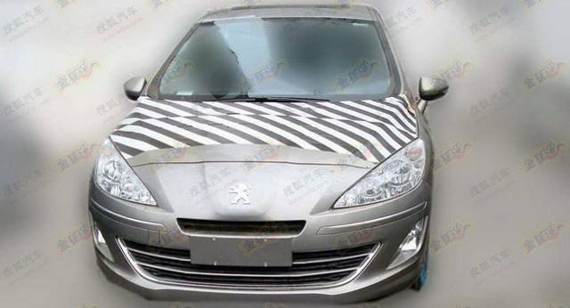 Photos volées : Peugeot se tourne vers le marché chinois avec la 408 Sedan